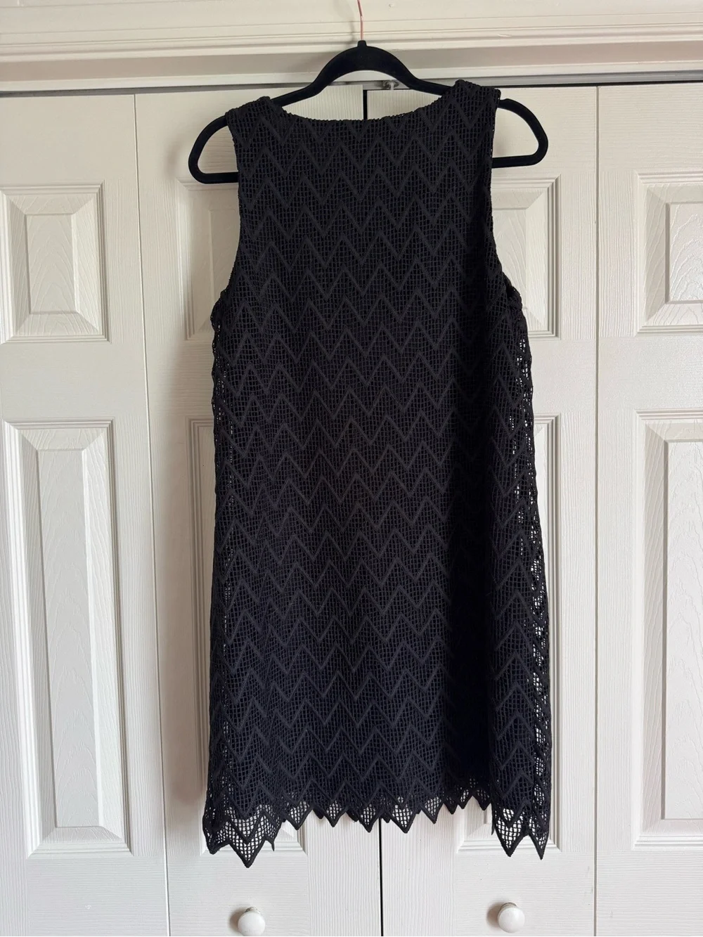 Charming Charlie Black ZipZag Sheath Dress Size Medium